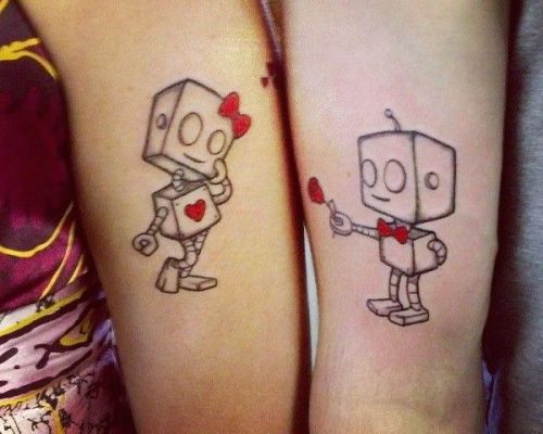 tatuajes frikis románticos pequeños