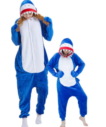 Pijama de tiburón para niños 